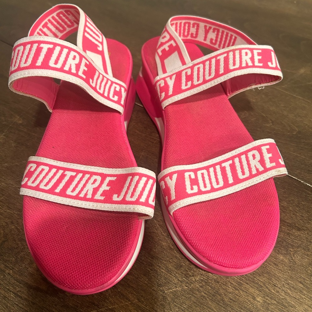 Juicy Couture Impulse Wedge Ankle Strap Sandals Women’s Size 7/7.5 Pink White